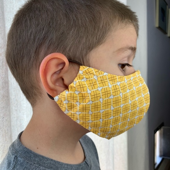 3 for $15 KIDS Fitted fabric face mask reusable - Picture 7 of 10